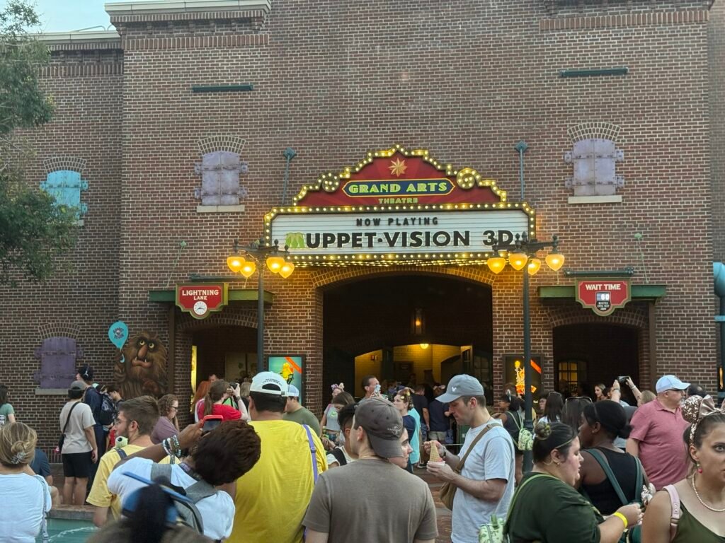 Photo of Muppet*Vision 3D sign and wait time posting 60 minutes in standby at Hollywood Studios.